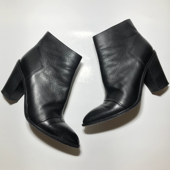 Vince Shoes - VINCE Ennis Black Leather pointed toe bootie 9.5 M